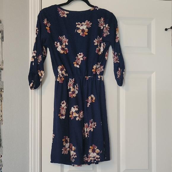 French Grey Navy Floral Top - Picture 4 of 4